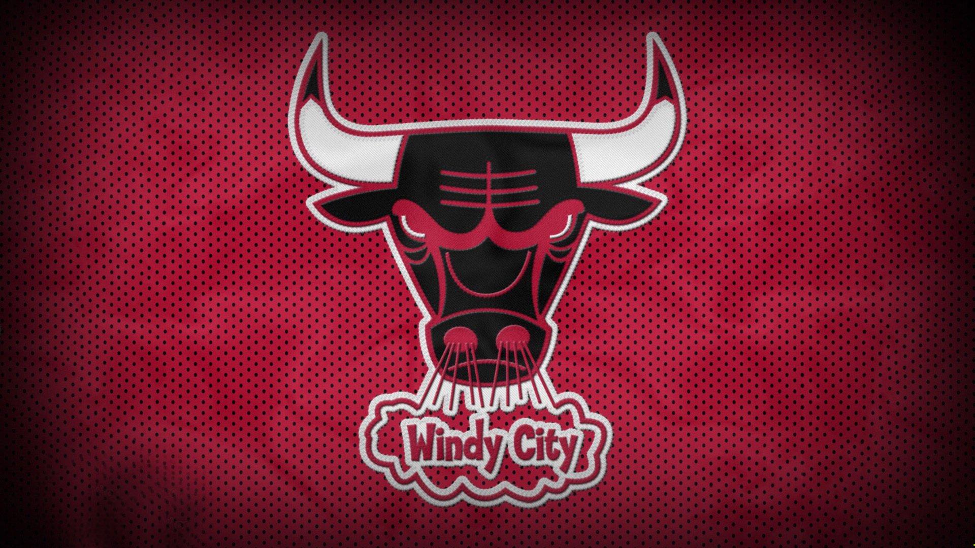 女子体育蓬勃发展，巾帼英雄赛场再创佳绩